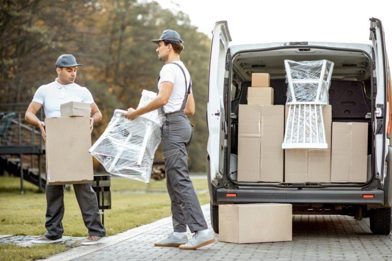 Hiring Local Movers vs. Doing It Yourself