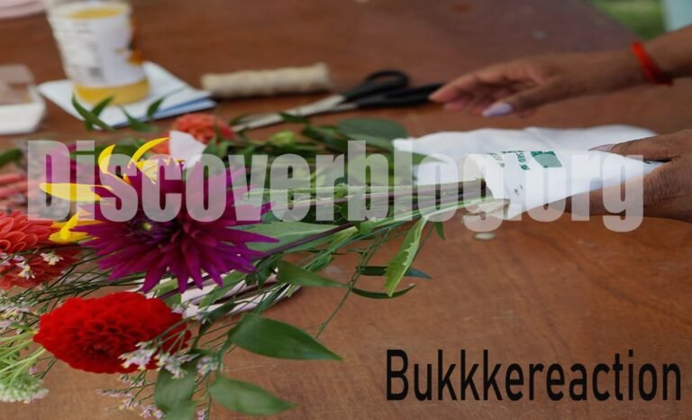The Bukkkereaction Floral Arrangement: A Stunning Mixed Bouquet